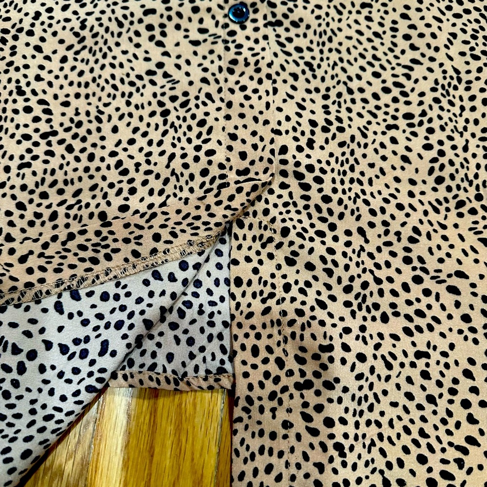 Small. Tunic - Picture 11 of 11
